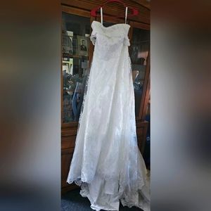 Wedding dress